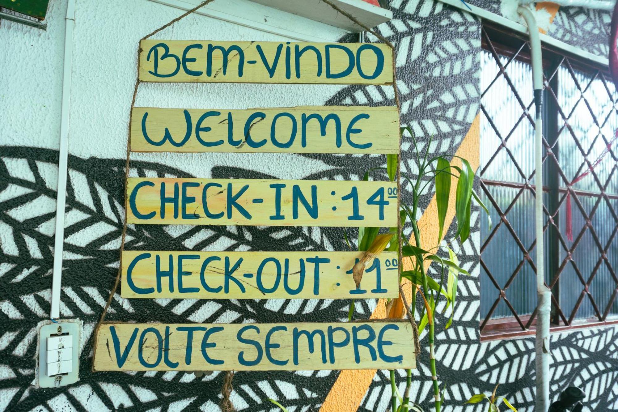 Oceanic Hostel Balneário Camboriú Exterior foto